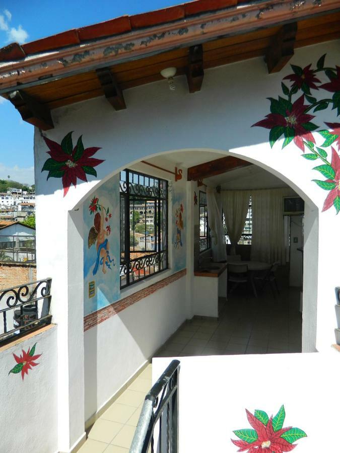Posada Joan Sebastian Taxco de Alarcon Exterior photo